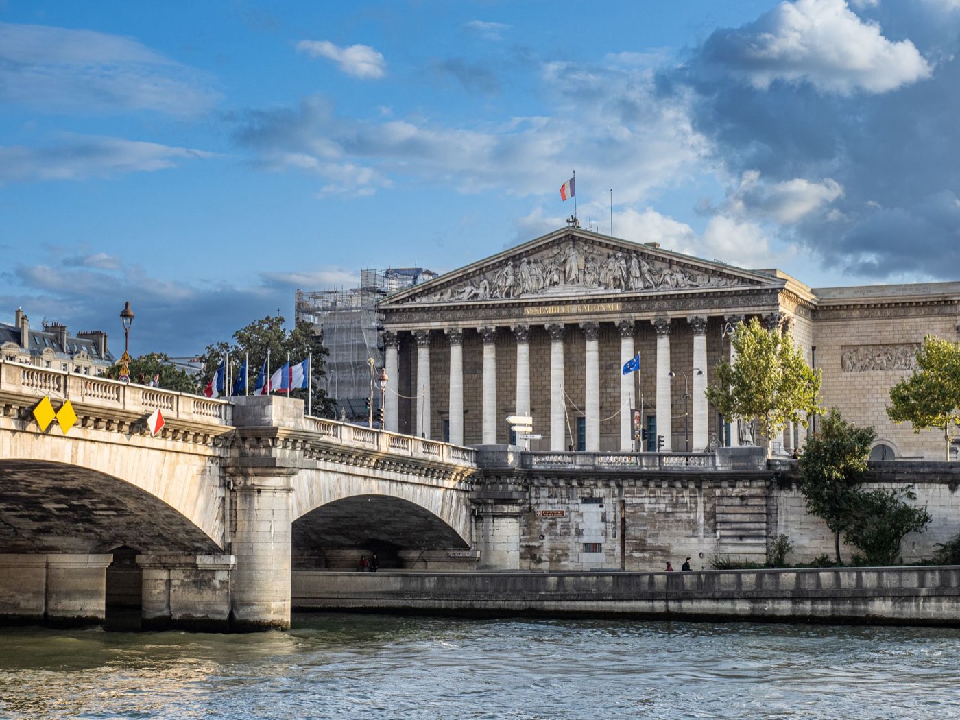 Dépôt de capital : définition, options et étapes pratiques